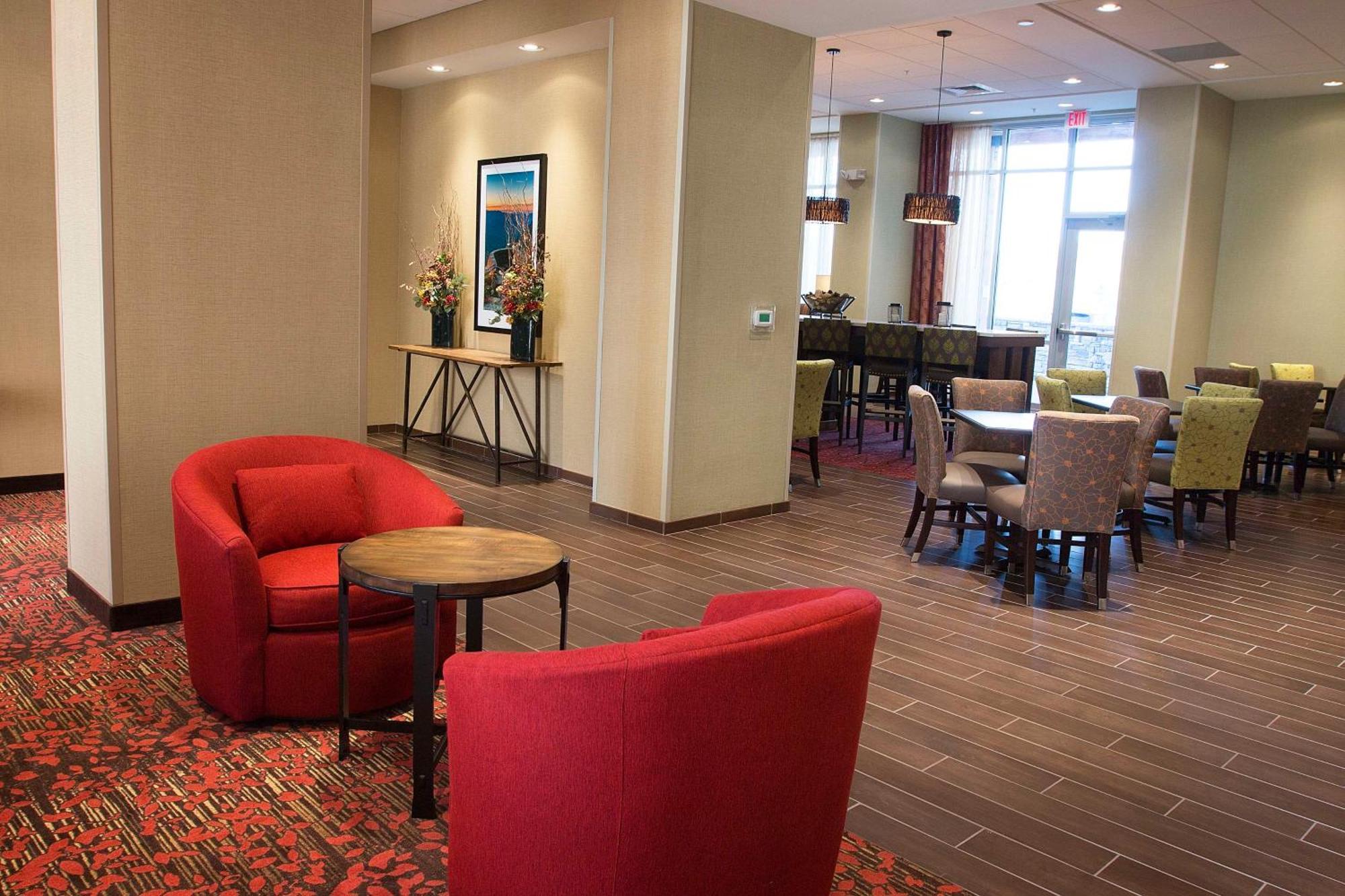 Hampton Inn & Suites Boone, Nc Екстериор снимка